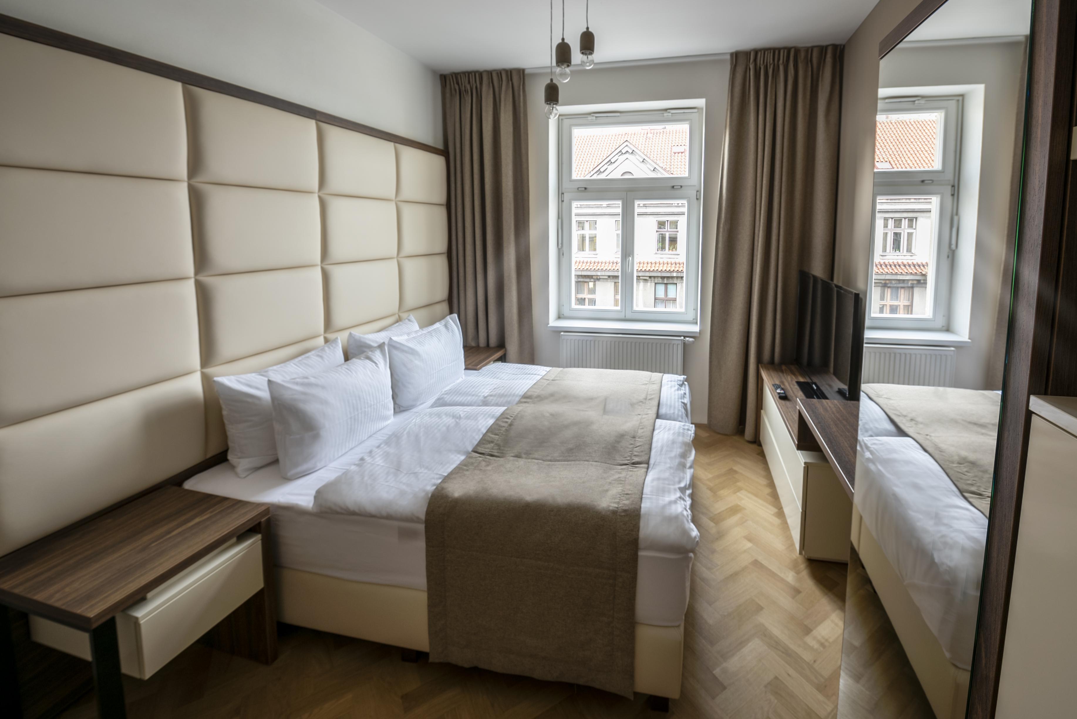 Letna Garden Suites براغ المظهر الخارجي الصورة