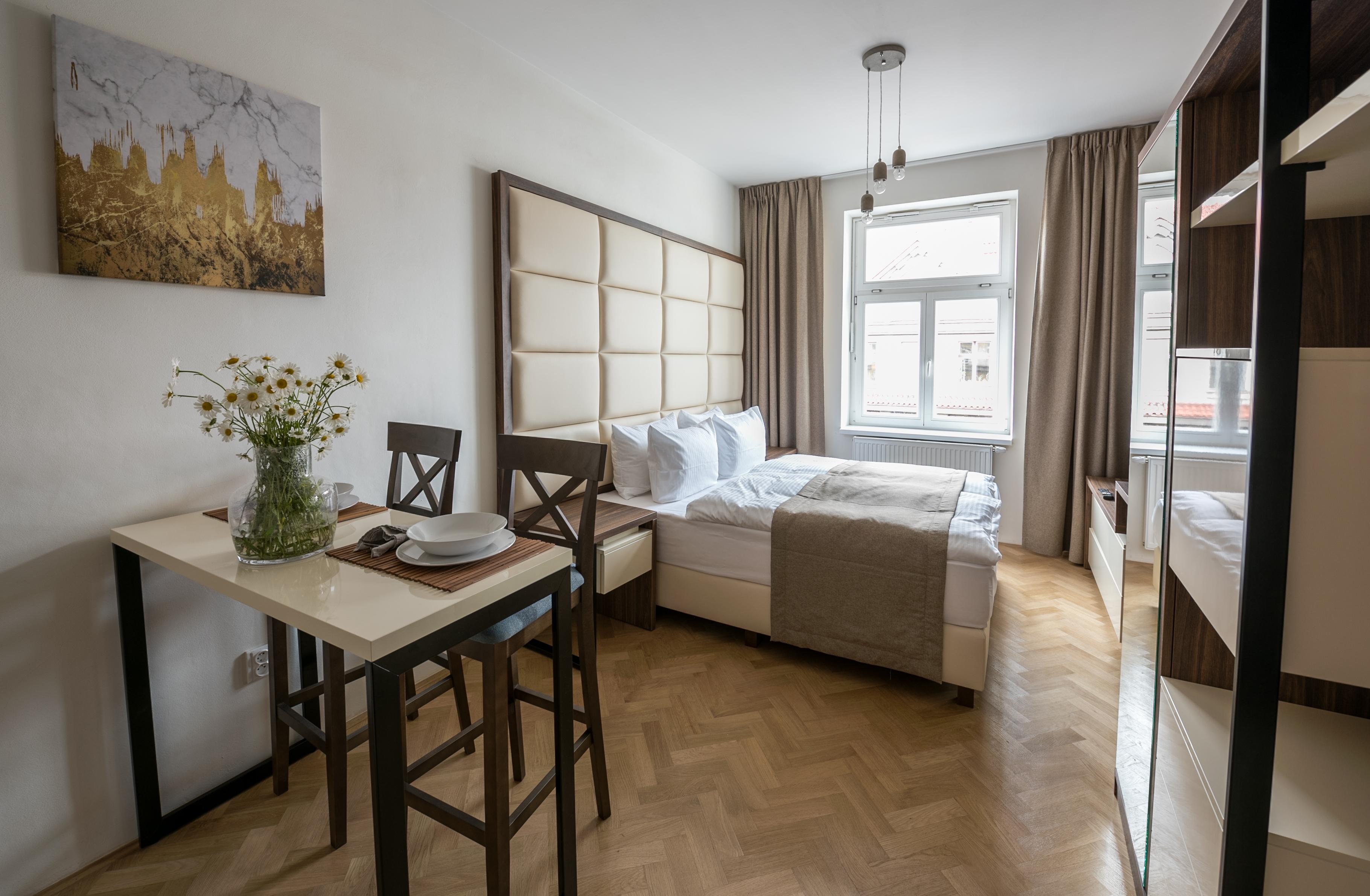 Letna Garden Suites براغ المظهر الخارجي الصورة