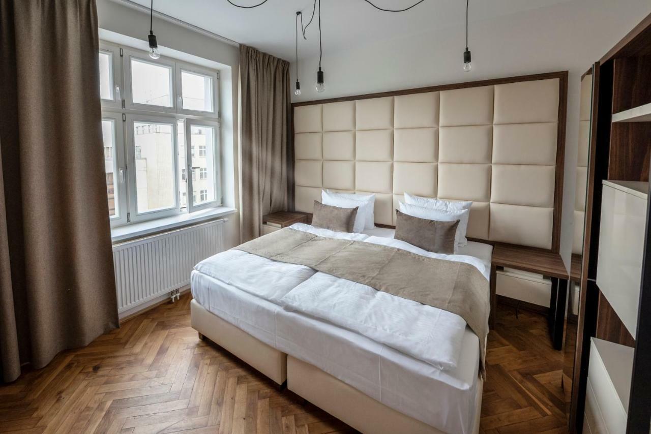 Letna Garden Suites براغ المظهر الخارجي الصورة