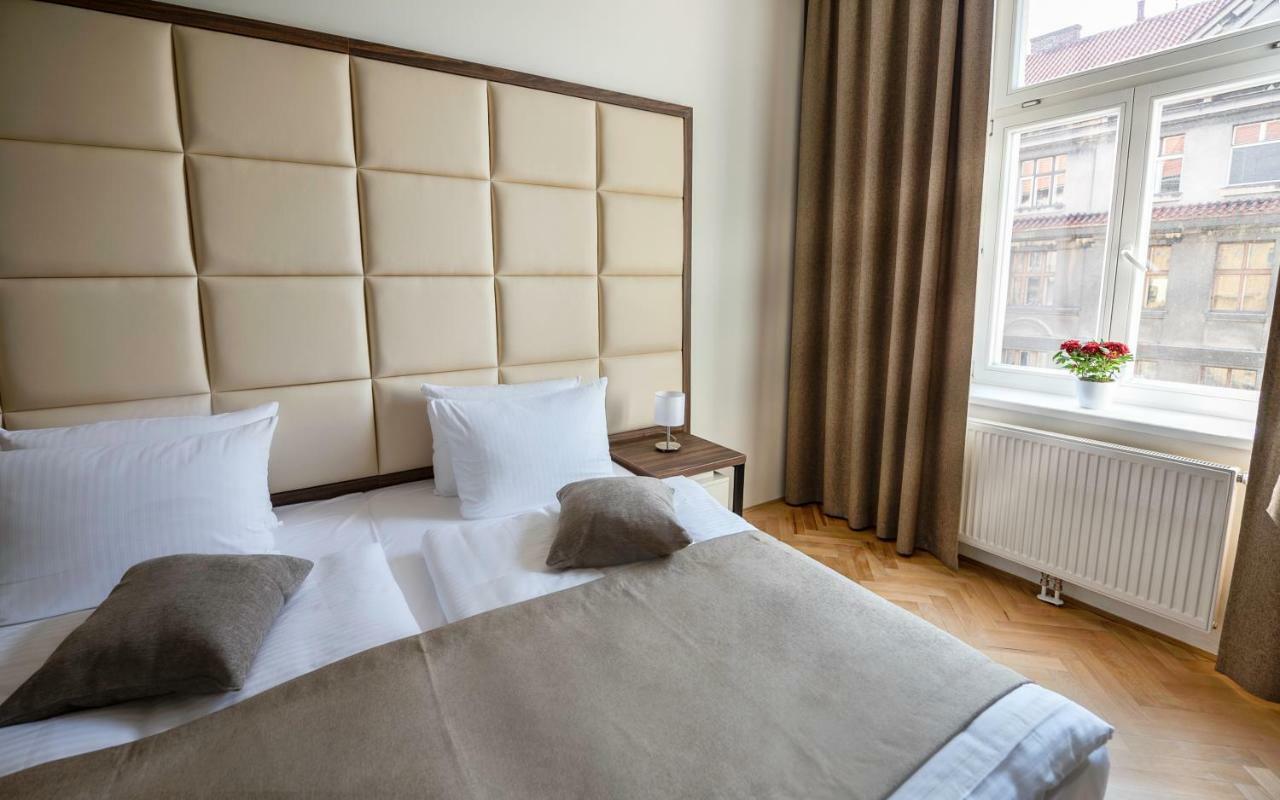 Letna Garden Suites براغ المظهر الخارجي الصورة
