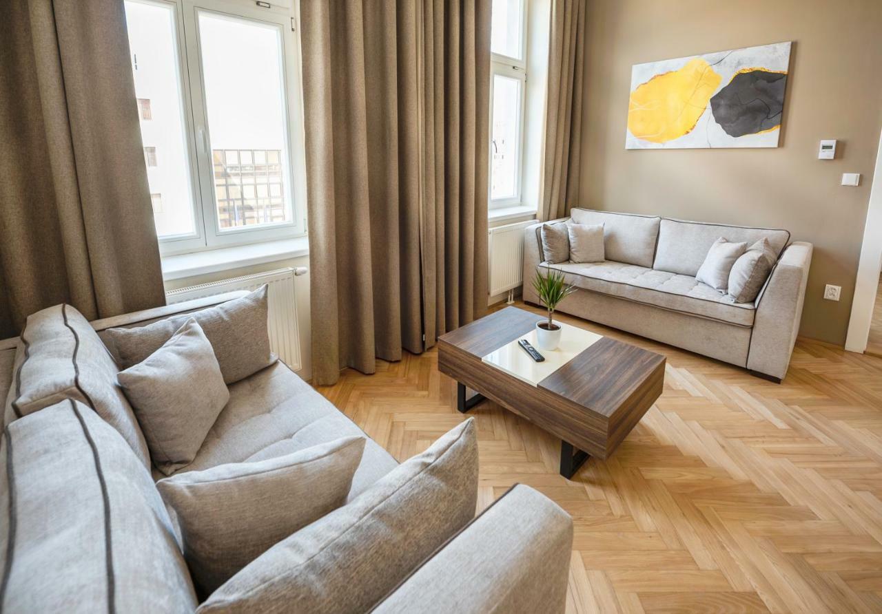 Letna Garden Suites براغ المظهر الخارجي الصورة