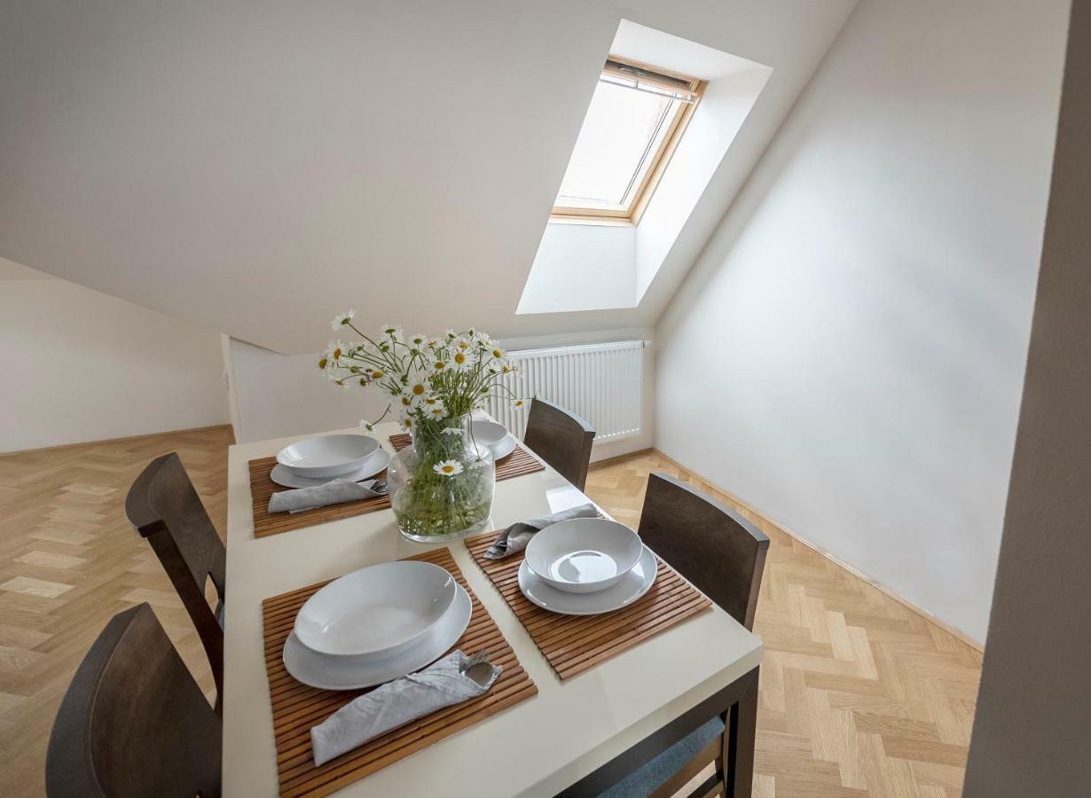Letna Garden Suites براغ المظهر الخارجي الصورة