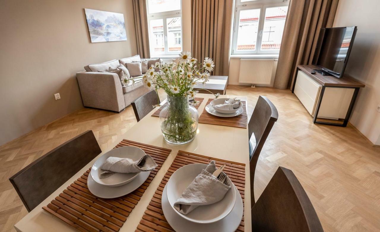 Letna Garden Suites براغ المظهر الخارجي الصورة